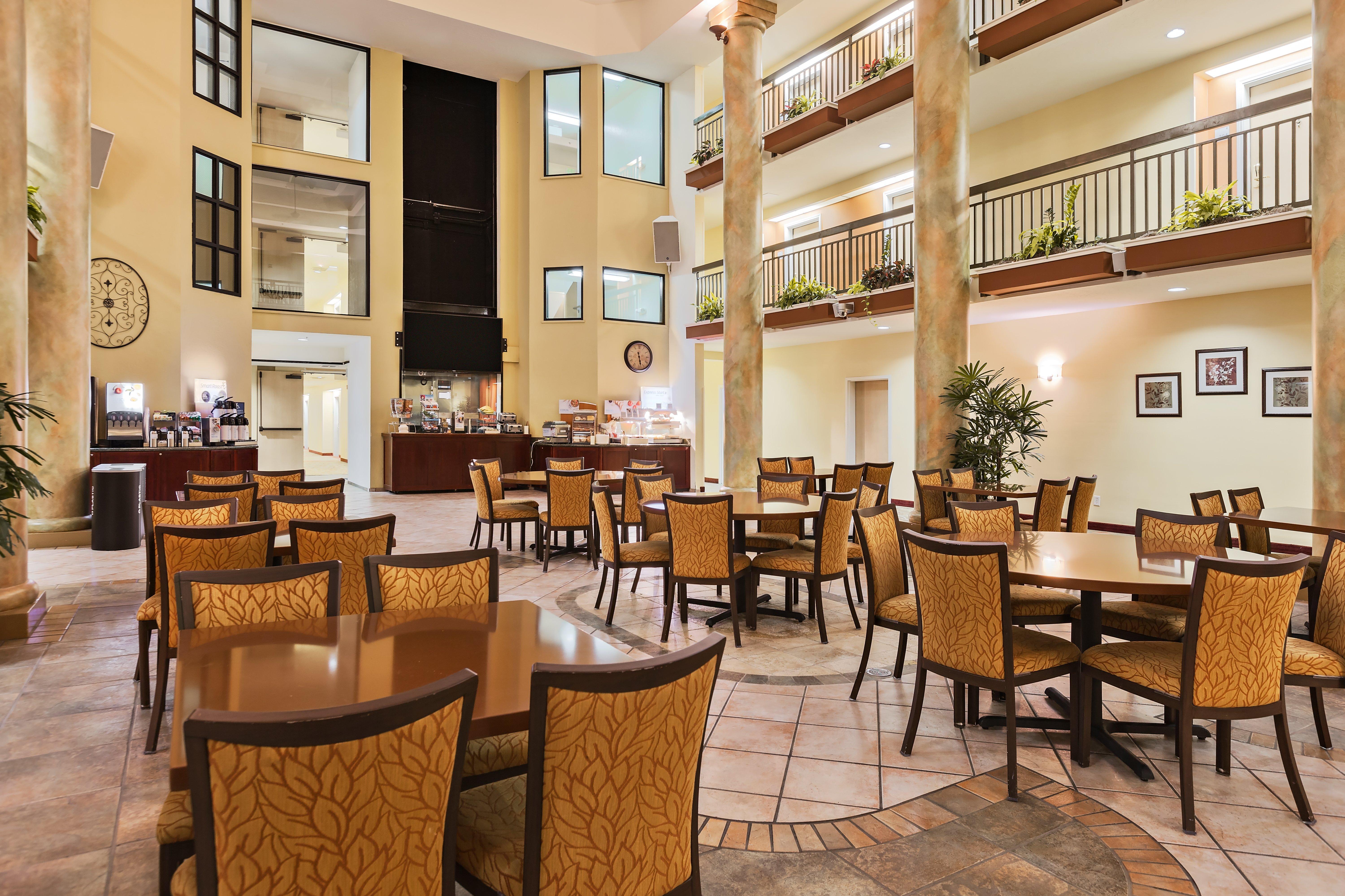 Holiday Inn Express Hotel & Suites San Jose-Morgan Hill By Ihg Bagian luar foto