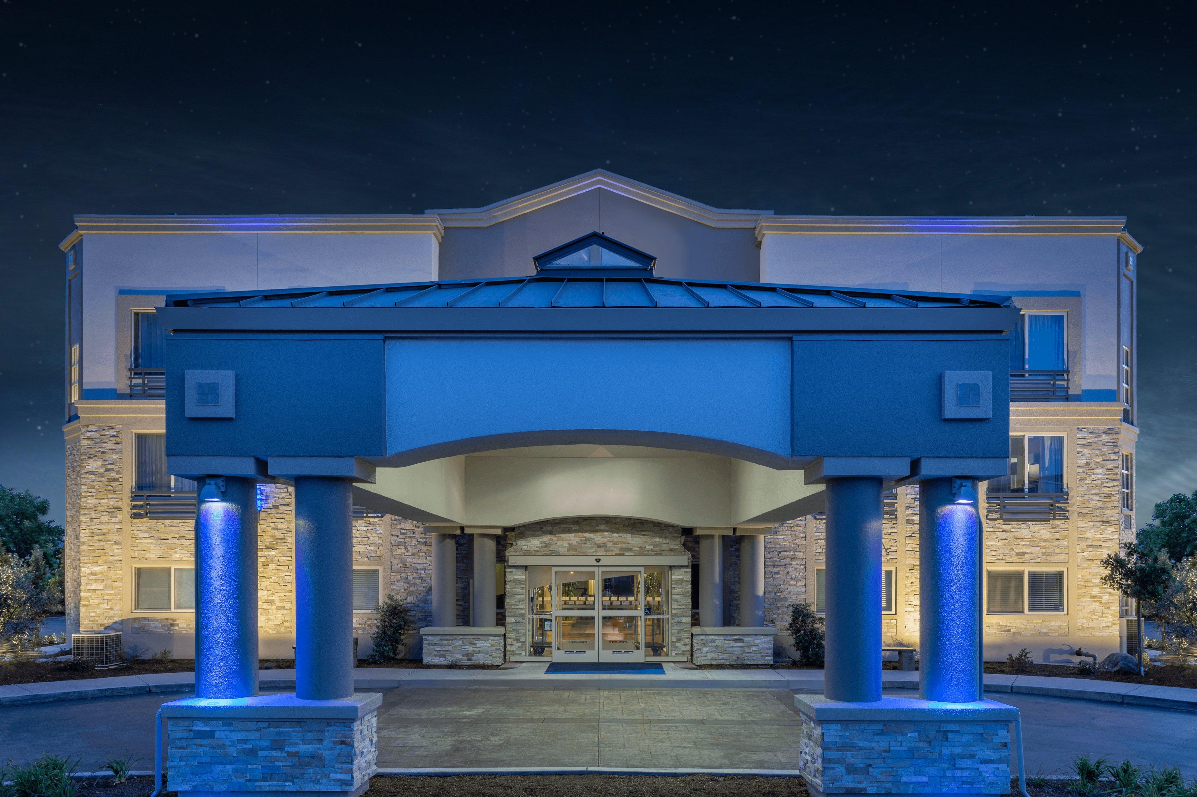 Holiday Inn Express Hotel & Suites San Jose-Morgan Hill By Ihg Bagian luar foto